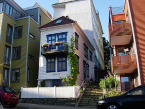 Historic Bergen house, right in the middle of everything!